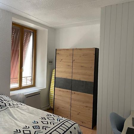 Bourbonne Les Bains, Appartement T2 Pour 2 Kültér fotó